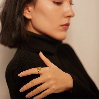 Orifolia™ Embrace Ring