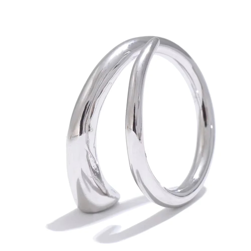 Orifolia Arc Ring